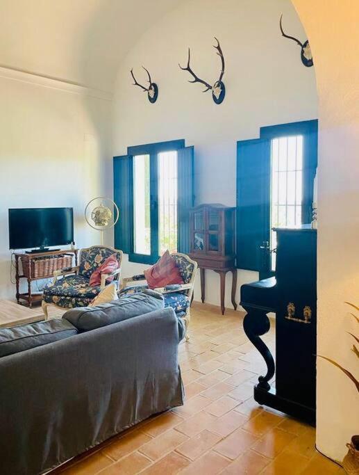 Villa Lavanda By Epoca Suites เอลกัสตีโญ เด ลาสกัวร์ดัส ภายนอก รูปภาพ